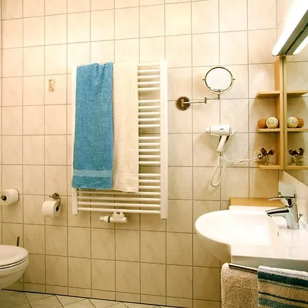Guest house Buglhof 3*